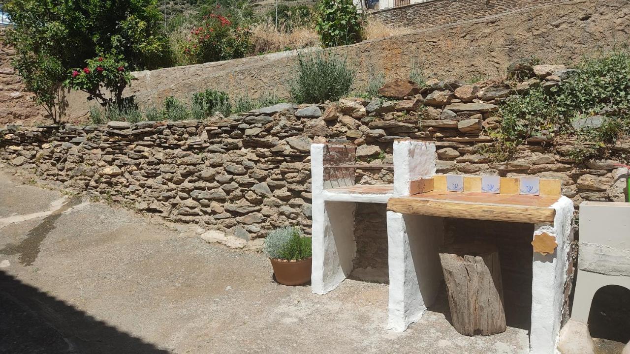 Villa Blanca Martín Trevélez Exterior foto